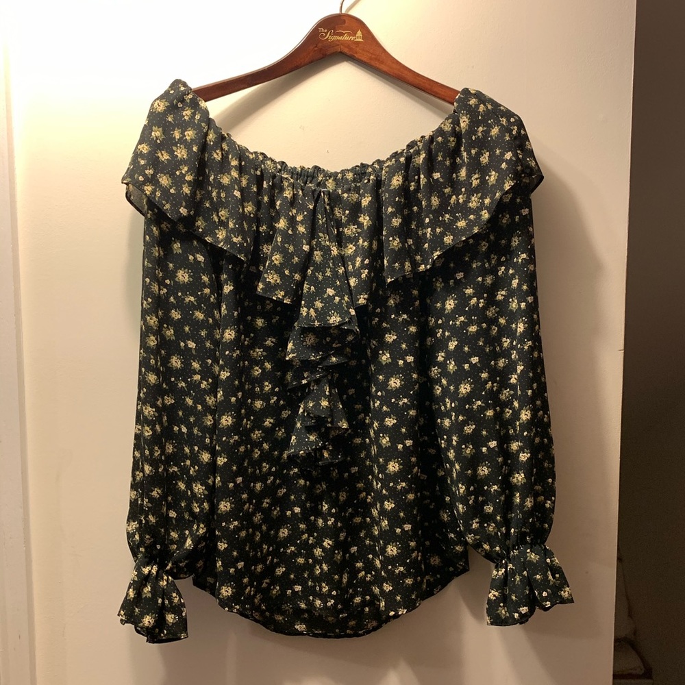 Jonathan Martin Over the shoulder top